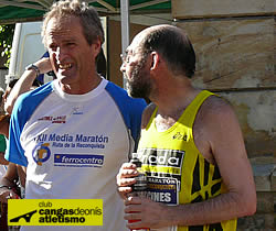 Polo y Luis Salcines intercambiando sensaciones maratonianas.